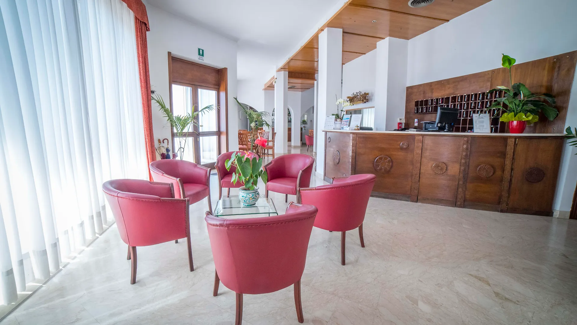 Hotel Isola Bella Таормина