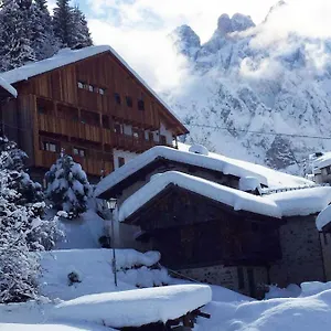 https://tabi-alleghe-vista-lago-monte-civetta-dolomiti.hotelinveneto.com