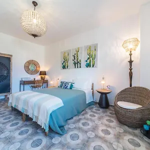 https://casa-royale-appartamento-terra.it-lombardy.com