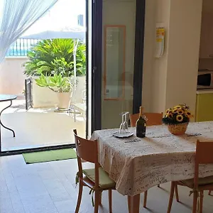 https://i-colori-di-taormina-appartamento-arancione.taorminaitalyhotels.com